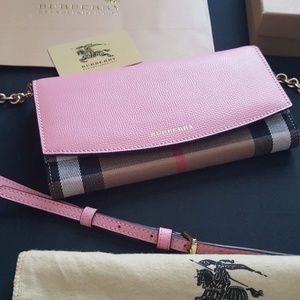 Burberry House Check and Leather WOC Pink
